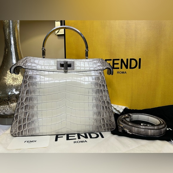 🔥NWT! FENDI•Crocodile Leather Peekaboo ISeeU Bag Small - Picture 3 of 10